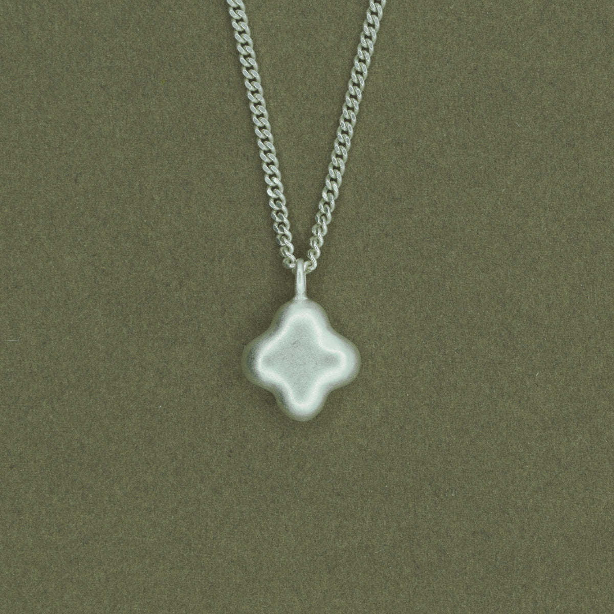 COLLAR FIORE